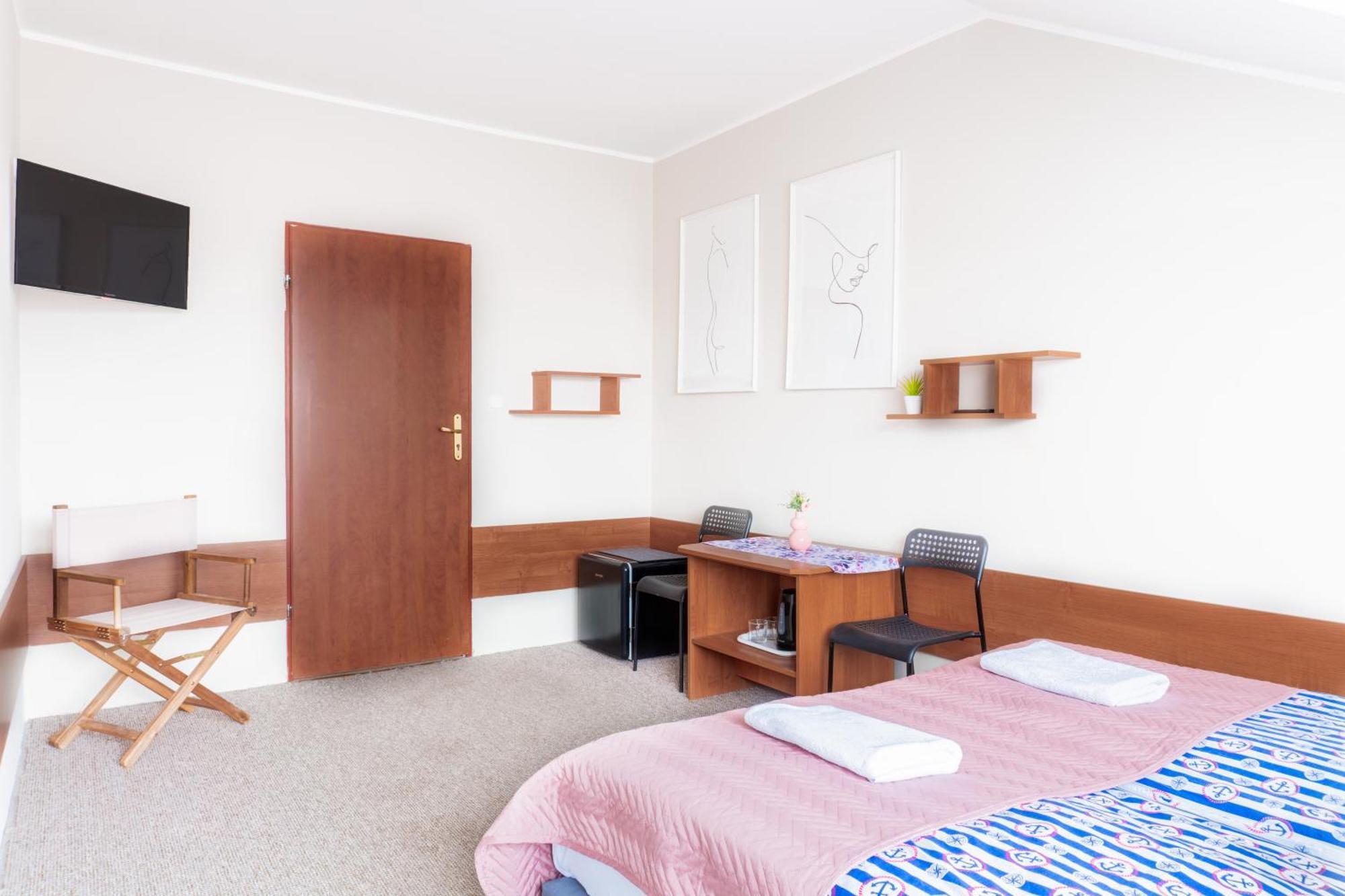 Pokoje Goscinne Raf-Tur - Sala Zabaw, Grill - Idealny Dla Rodzin Z Dziecmi Ostrowo  Bagian luar foto