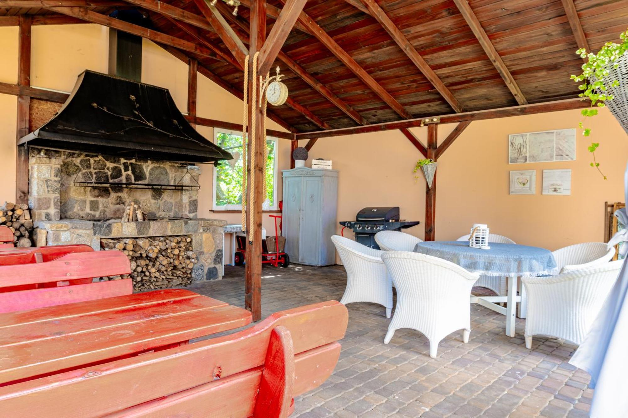 Pokoje Goscinne Raf-Tur - Sala Zabaw, Grill - Idealny Dla Rodzin Z Dziecmi Ostrowo  Bagian luar foto